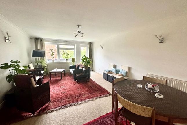 Thumbnail Flat to rent in Manor Road, Barnet