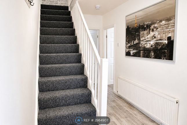 Foxcroft Way, Leeds photo 4