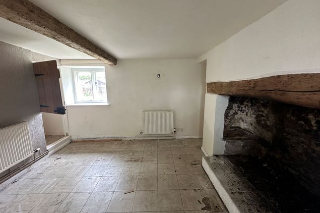 Terraced house for sale in 7 The Row, Bletchingdon, Kidlington, Oxfordshire