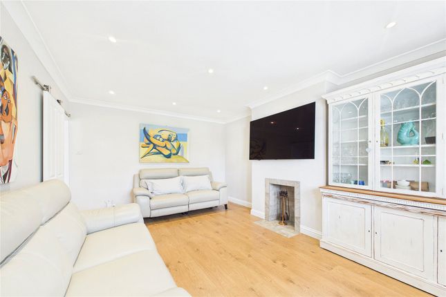 2, James Road, Surrey photo 4