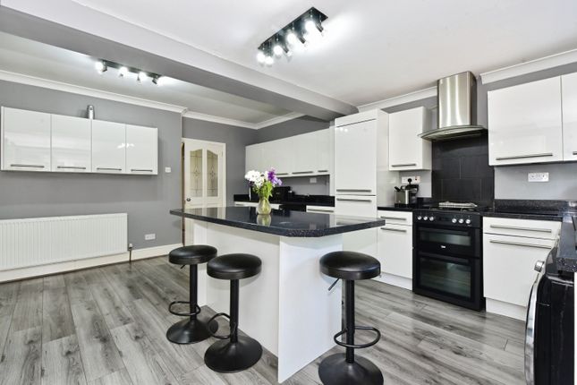 2, Fulmere Road, Sheffield photo 4