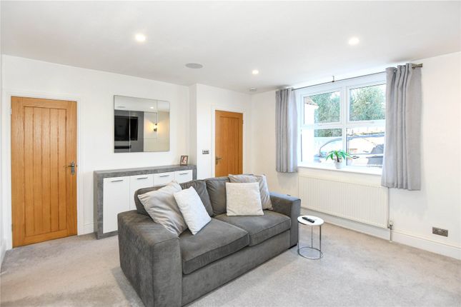 44, Vallis Road, Somerset photo 4