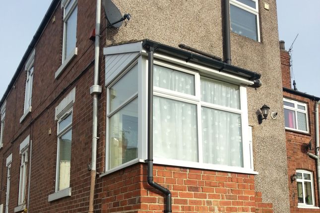 Flat to rent in Osberton Street, Rawmarsh, Rotherham
