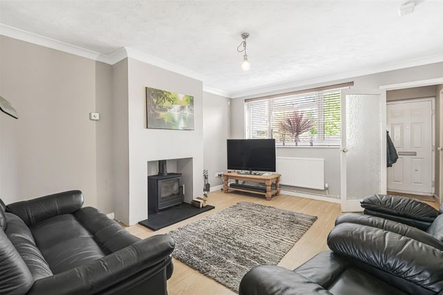 25A, Clewer Fields, Windsor photo 2
