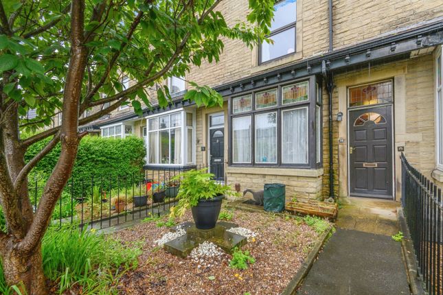 Thumbnail Terraced house for sale in Park Road, Bingley