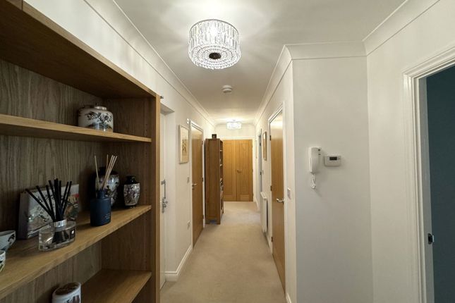 16, Rookery Court, Marden photo 3