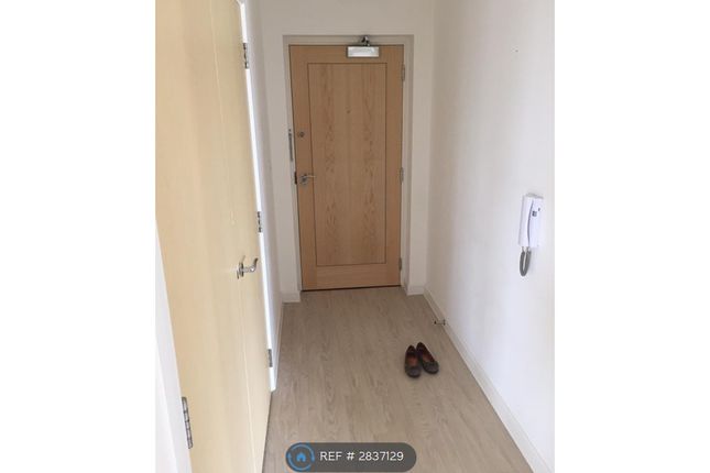 Guildford Road, Woking photo 5