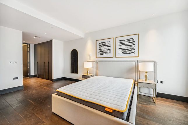 Flat for sale in The Mansion, Marylebone