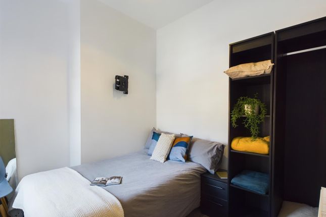 A Cozy And Inviting Double Bedroom, Perfect For St...