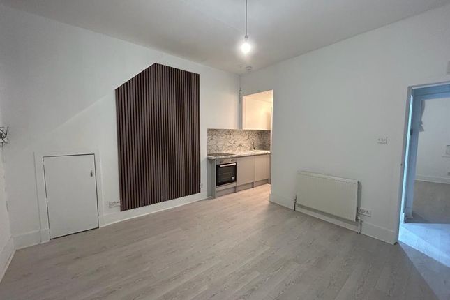 Thumbnail Flat to rent in 38 Ashvale Place, Aberdeen