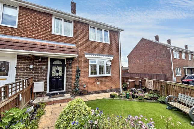 2-bed house on 6, Stoneleigh Close, Houghton Le Spring, £82,000