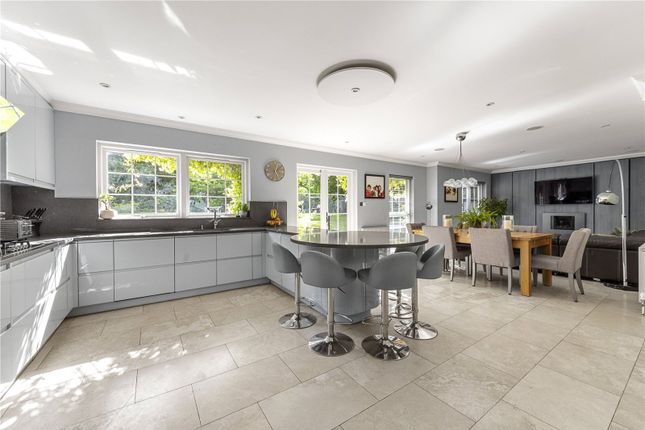 Silverwood House, 2A, Birds Hill Road, Leatherhead photo 4