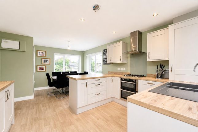 2, Buttermere Avenue, Bacup photo 2