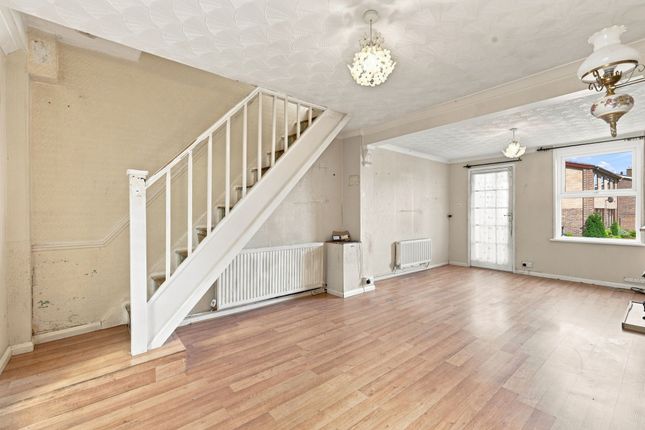 132 Kemball Street, Ipswich photo 4