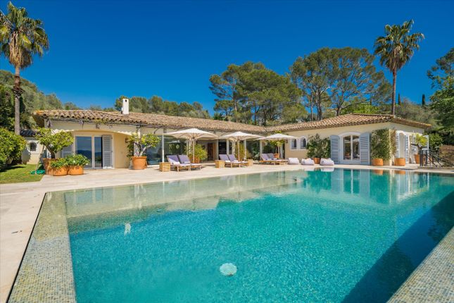 Villa for sale in Mouans-Sartoux, Alpes-Maritimes, Provence-Alpes-Côte d Azur, France