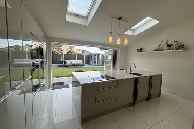 7, Saltney Way, Nottingham photo 4