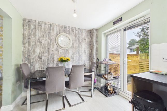 16, Treclago View, Cornwall photo 4