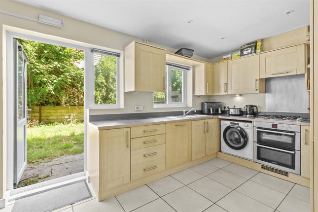 47, Tadros Court, High Wycombe photo 4