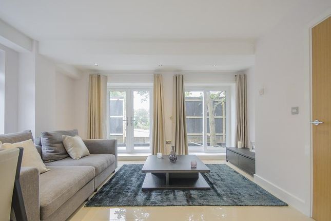 Flat 2 Sloan Court, Coombe Road, New Malden photo 5