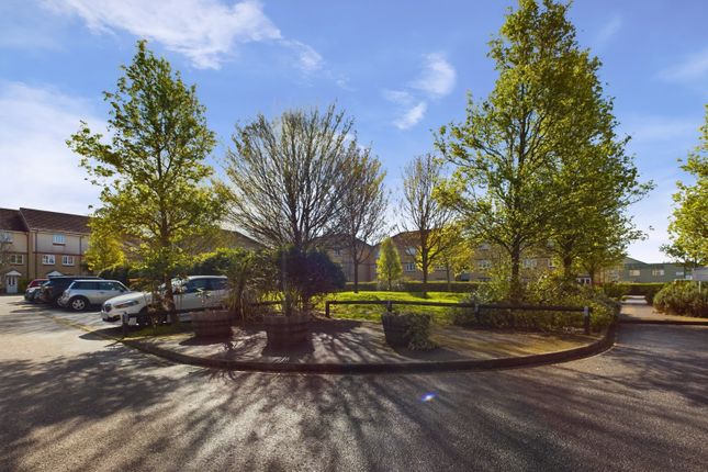 Flat for sale in The Fairways, Farlington, Portsmouth