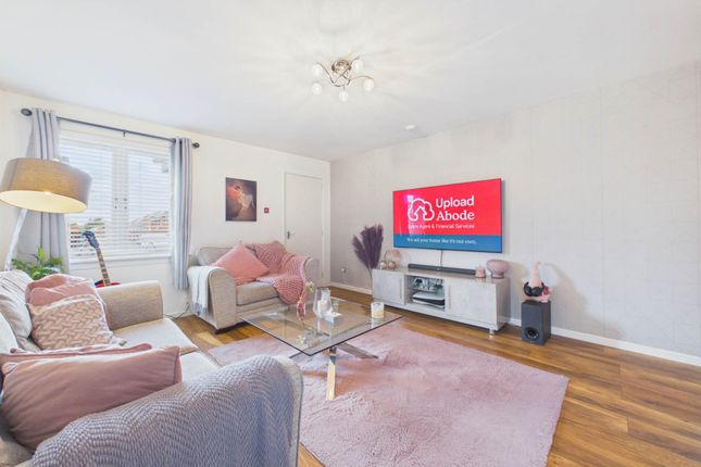 31, Maple Crescent, Glasgow photo 2