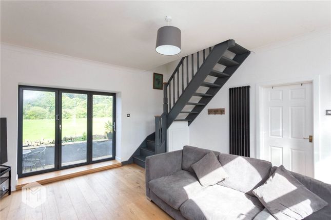 105 Chatterton Road, Bury photo 4