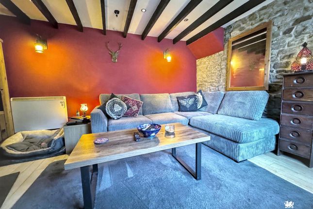 Forge Cottage, Pembroke Dock photo 4