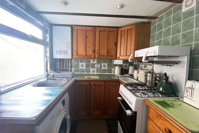43, Drew Street, Devon photo 4