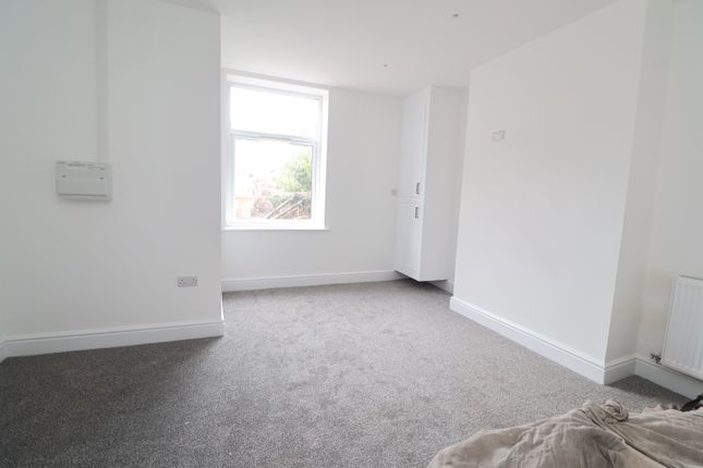 80, Main Street, Mexborough photo 4