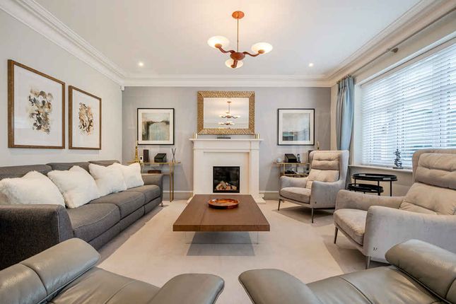 2 Sheffield Close, Pangbourne on Thames photo 4