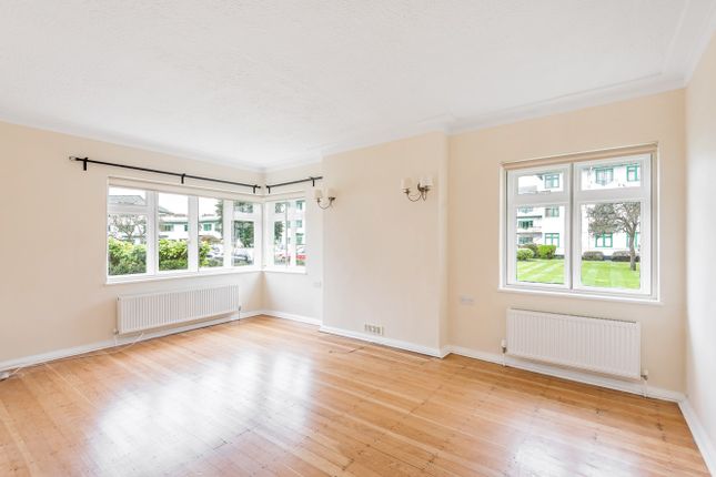 71, Elm Park Court, Pinner photo 2