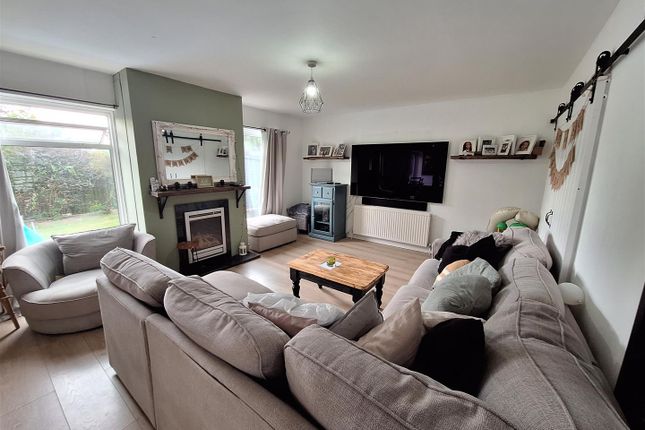 35, Royce Road, Alwalton photo 2