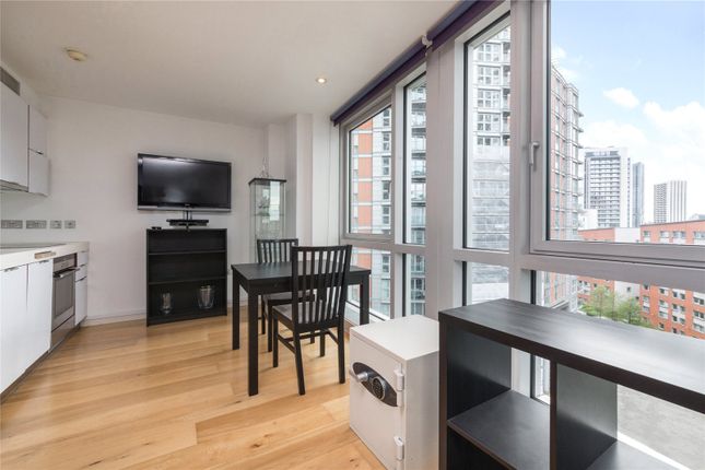 Thumbnail Studio to rent in Ontario Tower, 4 Fairmont Avenue