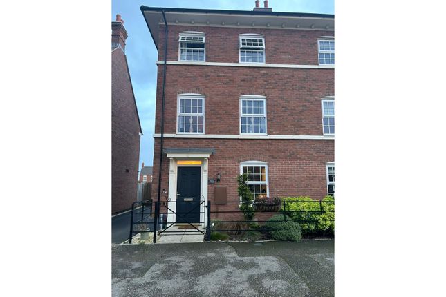 Thumbnail Semi-detached house for sale in Tay Road, Leicester