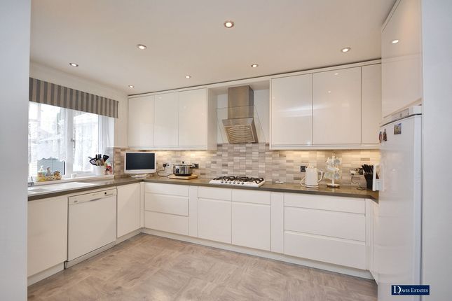 34 The Mount, Romford photo 3