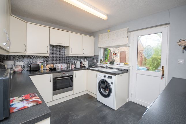 73, Baldorran Crescent, Cumbernauld photo 4