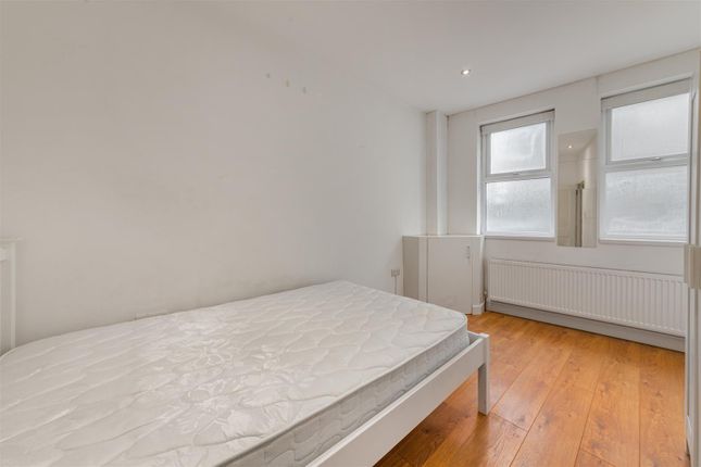 782 Garratt Lane, London Sw17 0Lz-1.Jpg