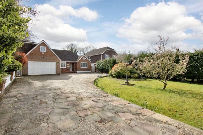 Thumbnail Country house for sale in Manor Drive, Hartley, Longfield, Kent