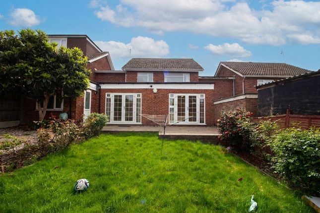 28 Foxleys, Watford photo 4