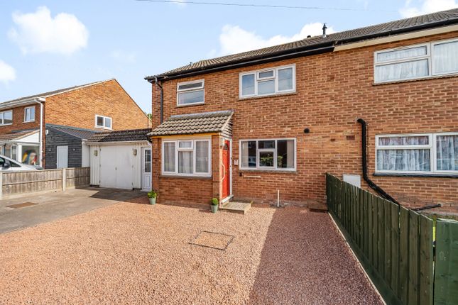 Thumbnail Semi-detached house for sale in Oak Crescent, Clehonger, Hereford, Herefordshire
