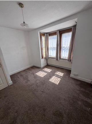 46 Kitchener Road, 46 Kitchener road, High Wycombe photo 4