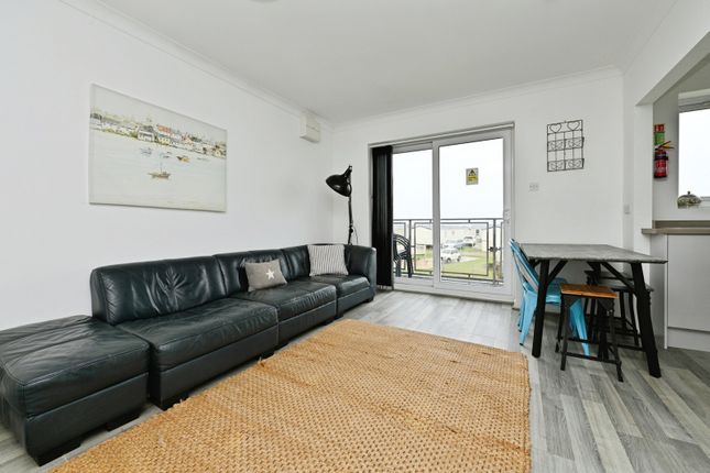 Flat 12, 35, South Beach Road, Norfolk photo 2