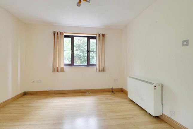 4, Rochester Court, Hereford photo 3