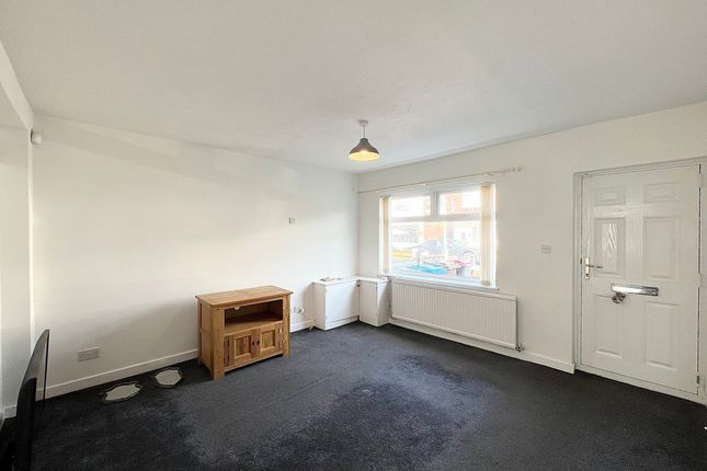 71, Leigh Road, Manchester photo 4