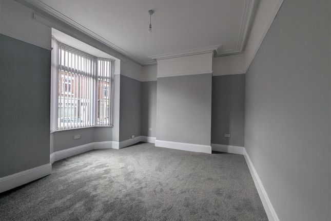 42, Salisbury Terrace, Darlington photo 2