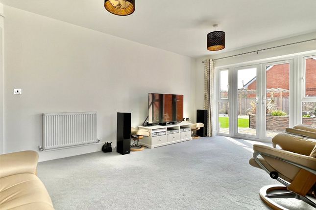 6, Bradley Road, Lymington photo 4