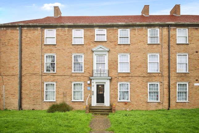 Flat for sale in Manor Court, Enfield