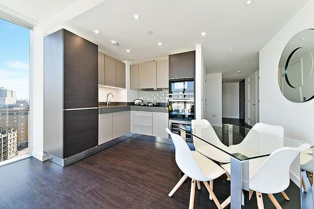 Flat to rent in Meranti House, Alie Street, Aldgate, London