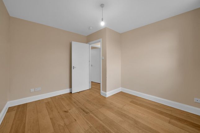 Flat 7, 154, West Street, Erith photo 3