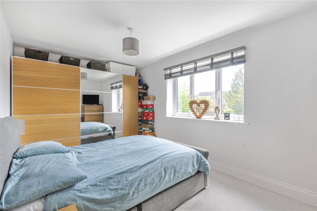 Flat for sale in Bickley Park Road, Bromley